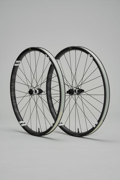 Dirt Hoops Carbon