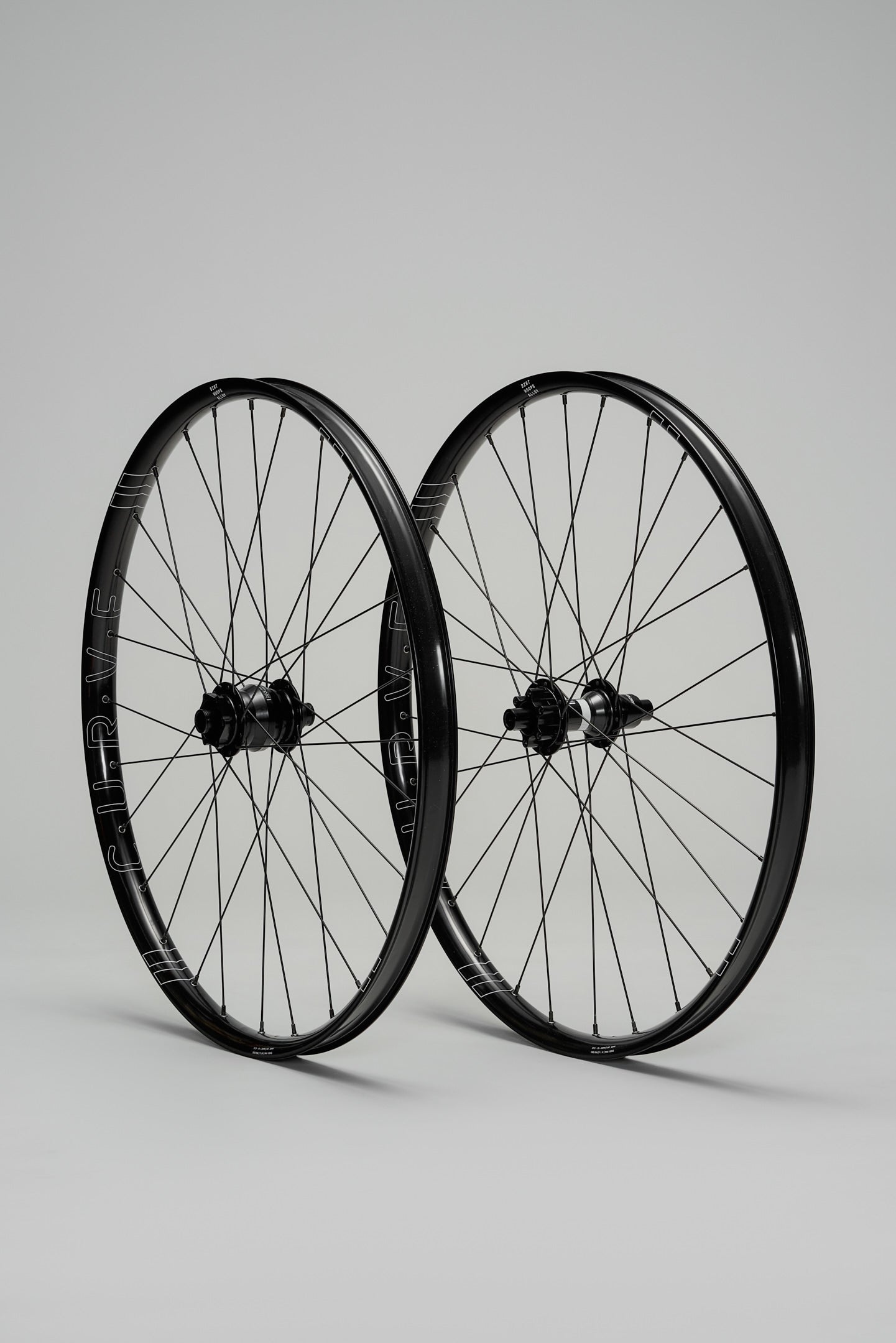 Dirt Hoops Alloy